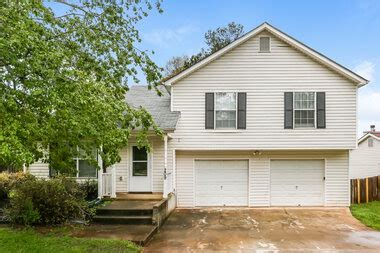 209 Starr Cir, Stockbridge, GA 30281 